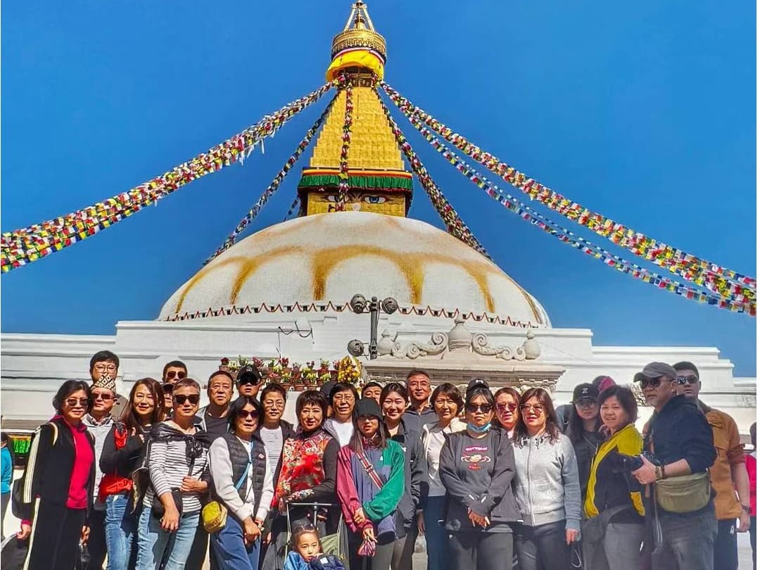 Kathmandu Nagarkot Chitwan Tour