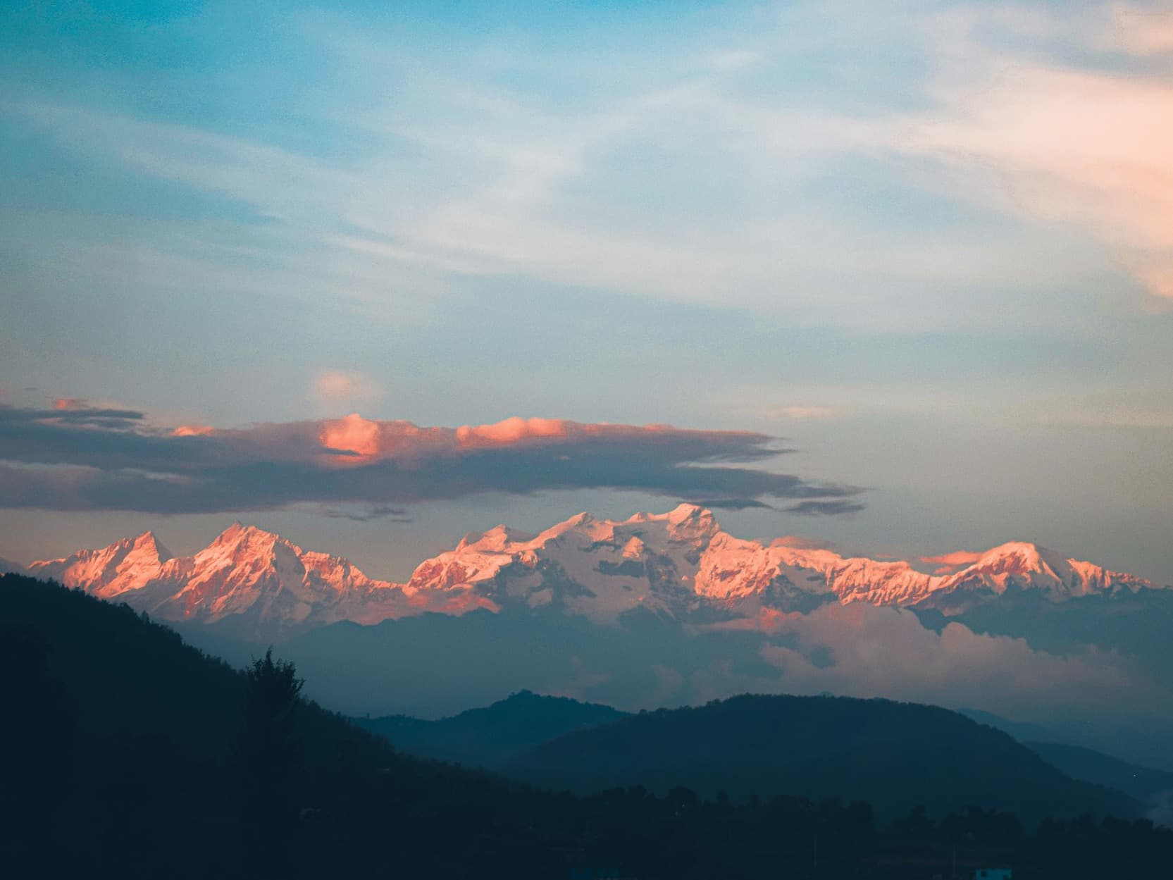 Trekking Nepal: A Trekker's Guide to the Himalayan Trail