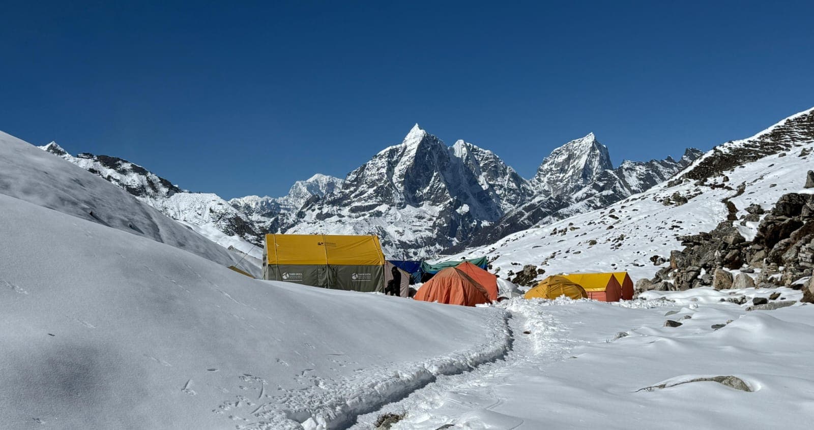 Cost of Everest Base Camp Trek in 2026: Complete Budget Guide for Every Traveler